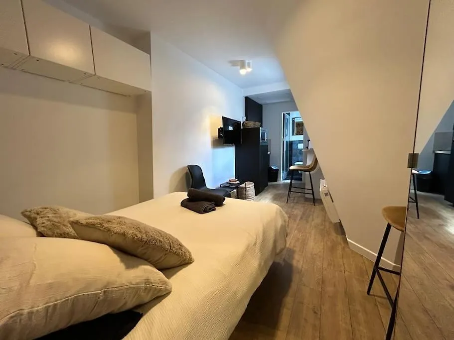 Apartment Fully Renovated Studio For 2 Paris